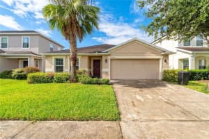 10717 CLOVER WALK DRIVE, ORLANDO, FL 32825 - MLS#MFRO6350981