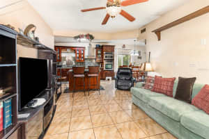 240 GROSSENBACHER DRIVE, APOPKA, FL 32712 - MLS#MFRO6351033
