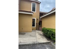706 Lighthouse Ct, ALTAMONTE SPRINGS