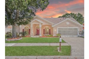 808 HIGH POINTE CIRCLE, MINNEOLA, FL 34715 - MLS#MFRO6351099