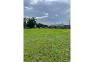 ALPHA DR, ORLANDO, FL 32810 - MLS#MFRO6351112