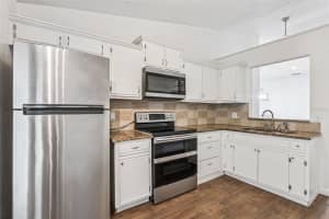 1256 PIN OAK DRIVE, APOPKA, FL 32703 - MLS#MFRO6351321