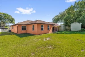 25 FOREST DRIVE, DAVENPORT, FL 33837 - MLS#MFRO6351327