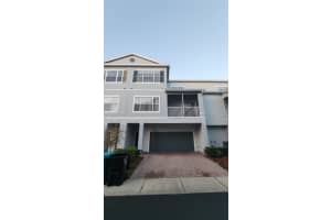 2316 GRAND CENTRAL PARKWAY, ORLANDO, FL 32839 - MLS#MFRO6351352