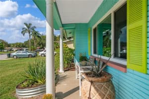 1457 HEATHER DRIVE, DUNEDIN, FL 34698 Sold 11/20/25