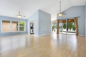 3030 TALL TIMBER DRIVE, ORLANDO, FL 32812 - MLS#MFRO6351504