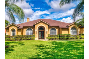 4971 Shoreline Cir, SANFORD
