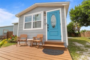 1815 12TH STREET, ST PETERSBURG, FL 33705 - MLS#MFRO6351521