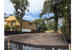 1105 ELMWOOD STREET, ORLANDO, FL 32801 - MLS#MFRO6351524