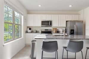 12063 HOLYSTONE, WINTER GARDEN, FL 34787 Sold 12/12/25