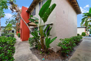 2503 CENTRAL BOULEVARD, ORLANDO, FL 32803 - MLS#MFRO6351549