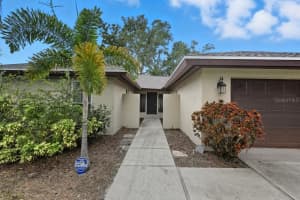 11 HUNTLEY COURT, HAINES CITY, FL 33844 - MLS#MFRO6351559