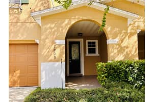 2009 BEACHBERRY LANE, OVIEDO, FL 32765 - MLS#MFRO6351562