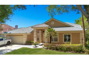 6719 FAIRWAY COVE DRIVE, ORLANDO, FL 32835 - MLS#MFRO6351563