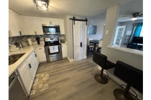 8198 FAIRWAYS CIRCLE, OCALA, FL 34472 - MLS#MFRO6351728