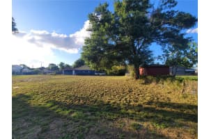 S BUENA VISTA AVE, ORLANDO, FL 32835 - MLS#MFRO6351745