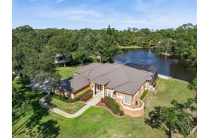 845 N Country Club Rd, LAKE MARY