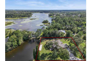 845 N COUNTRY CLUB ROAD, LAKE MARY, FL 32746 - MLS#MFRO6351805
