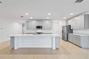 1166 OAK BLUFF DRIVE, DAVENPORT, FL 33837 - MLS#MFRO6351806