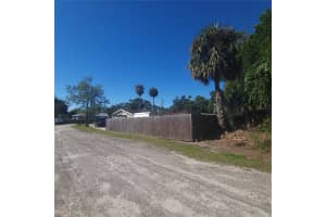 5511 KING AVENUE, ZELLWOOD, FL 32798 - MLS#MFRO6352003