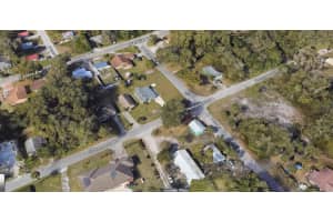 S THOMPSON ST, DELAND, FL 32720 - MLS#MFRO6352106