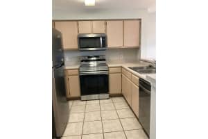 13815 FAIRWAY ISLAND DRIVE, ORLANDO, FL 32837 - MLS#MFRO6352148