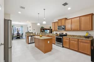 1389 DOLPHIN HEAD STREET, DAVENPORT, FL 33896 - MLS#MFRO6352260