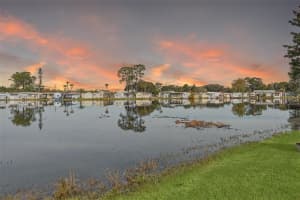 314 LAKEVIEW DRIVE, OSTEEN, FL 32764 - MLS#MFRO6352291