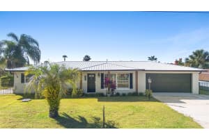 1617 PARADISE LANE, ASTOR, FL 32102 - MLS#MFRO6352325