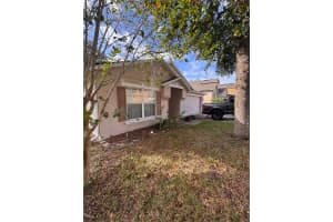 2383 MARTINS RUN, TAVARES, FL 32778 - MLS#MFRO6352564