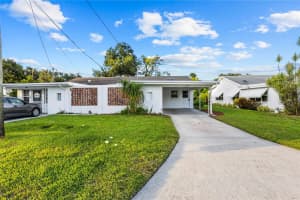 769 AVENUE Q SE, WINTER HAVEN, FL 33880 - MLS#MFRO6352588