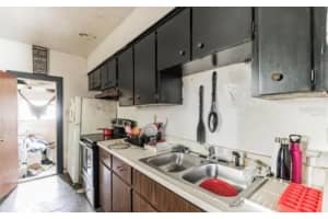 811 COLYER STREET, ORLANDO, FL 32805 - MLS#MFRO6352591