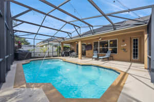 466 CROWNCLOVER AVENUE, ORLANDO, FL 32828 - MLS#MFRO6352642