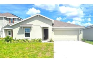 772 Daring Dr, DAVENPORT