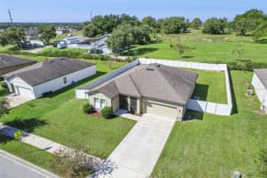 16508 Cherry Landing Dr, GROVELAND