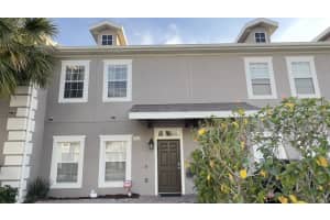 2379 Caravelle Cir, KISSIMMEE