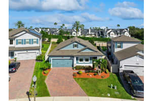 17198 HICKORY WIND DRIVE, CLERMONT, FL 34711 - MLS#MFRO6352767