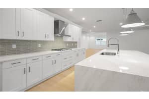 1615 BELLAGIO LOOP, TAVARES, FL 32778 - MLS#MFRO6352778