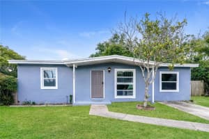 MLS# MFRO6352886, Deltona, Florida 32725