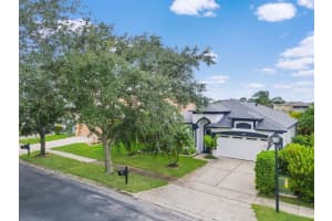 2668 DOVER GLEN CIRCLE, ORLANDO, FL 32828 - MLS#MFRO6352971