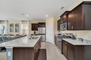 7551 OAKMOSS LOOP, DAVENPORT, FL 33837 - MLS#MFRO6352972