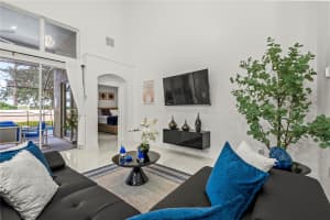 8048 KING PALM CIRCLE, KISSIMMEE, FL 34747 - MLS#MFRO6352987