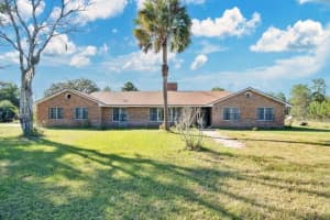 348 SUMMERVILLE LANE, SANFORD, FL 32771 - MLS#MFRO6352990
