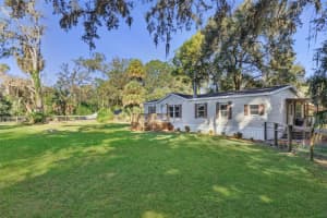 28405 175TH STREET, UMATILLA, FL 32784 - MLS#MFRO6353060