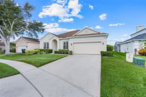 194 LONGHIRST LOOP, OCOEE, FL 34761 - MLS#MFRO6353153