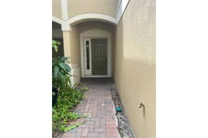 3542 SHALLOT DRIVE, ORLANDO, FL 32835 - MLS#MFRO6353163