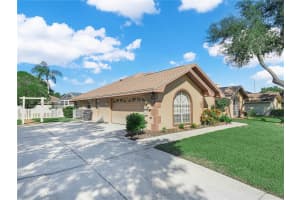 805 CARLTON COURT, WINTER HAVEN, FL 33884 - MLS#MFRO6353167