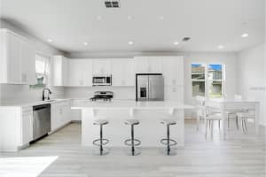 332 BOW LANE, HAINES CITY, FL 33844 - MLS#MFRO6353286