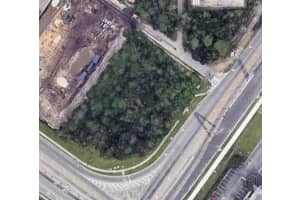 E OSCEOLA PKWY, KISSIMMEE, FL 34743 - MLS#MFRO6353347