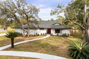 448 Village View Ln, LONGWOOD 448 Village View Ln, LONGWOOD